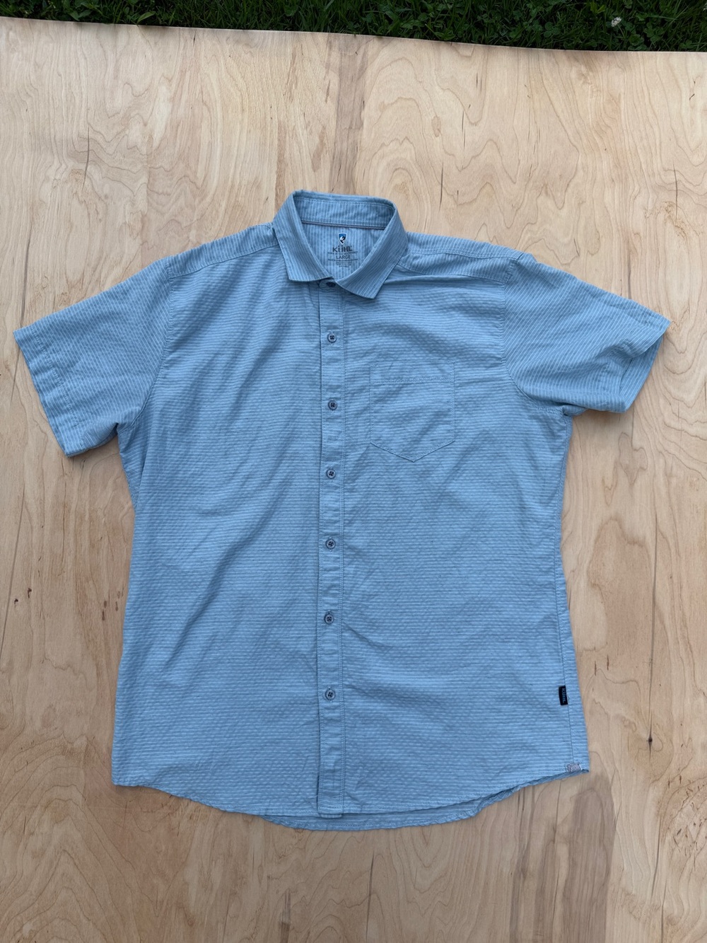 Kuhl Men’s SAMPLE Riveara Light Blue Button-Down Shirt. Sz Lrg. GREAT Shape!
